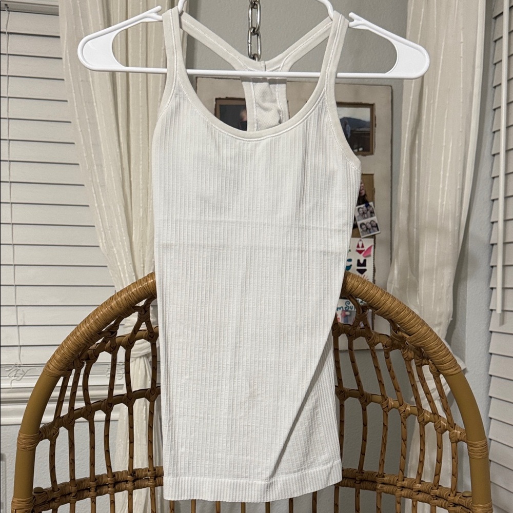 Lululemon eb to street!!